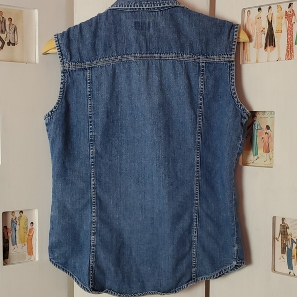 Vintage sleeveless button down shirt - Picture 4 of 5